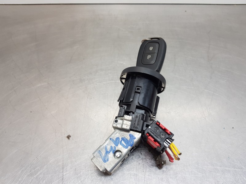 Recambio de antirrobo para dacia sandero stepwey referencia OEM IAM 487003947R  