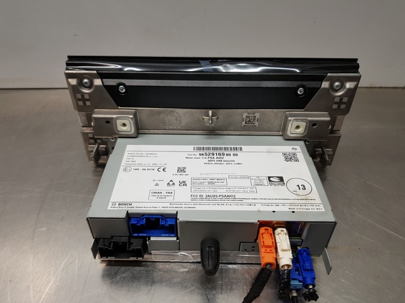 Recambio de pantalla multifuncion para opel corsa f elegance referencia OEM IAM 9852916980  