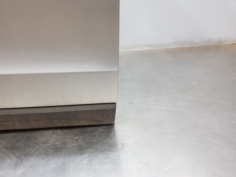 Recambio de puerta delantera derecha para audi q5 (8r) quattro referencia OEM IAM 8R0831052E  