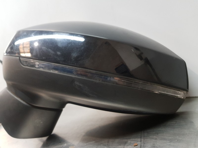 Recambio de retrovisor izquierdo para audi a3 (8v) attracted referencia OEM IAM 8V1857409F 8V1857409F9B9 