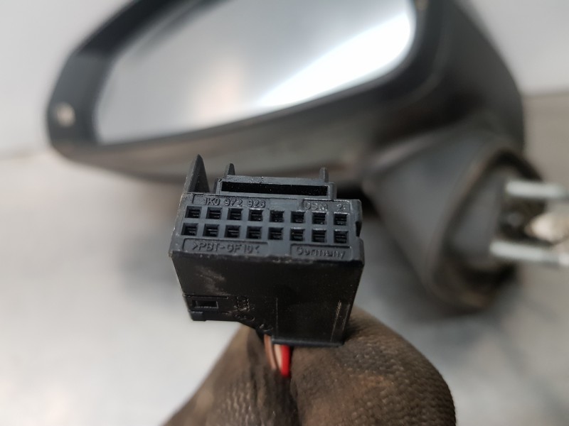 Recambio de retrovisor izquierdo para audi a3 (8v) attracted referencia OEM IAM 8V1857409F 8V1857409F9B9 