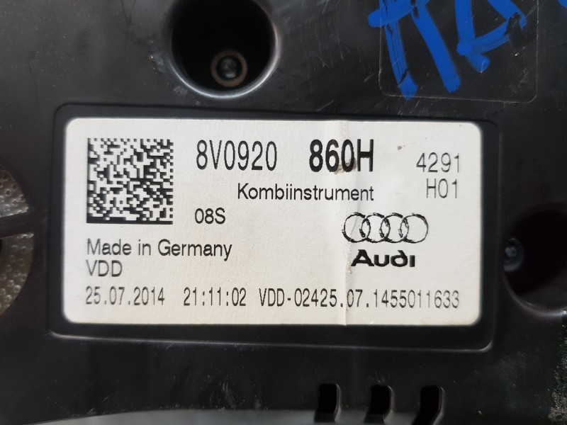 Recambio de cuadro instrumentos para audi a3 (8v) attracted referencia OEM IAM 8V0920860H  