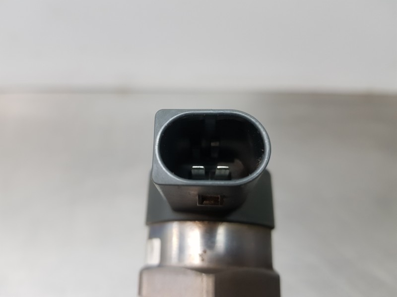 Recambio de rampa inyectora para audi a3 (8v) attracted referencia OEM IAM 04L130089B 057130764AB 