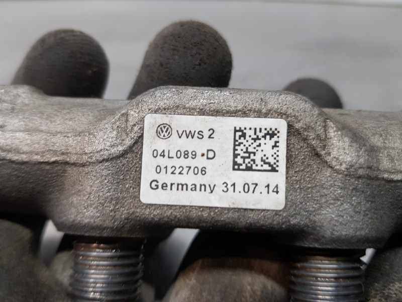 Recambio de rampa inyectora para audi a3 (8v) attracted referencia OEM IAM 04L130089B 057130764AB 