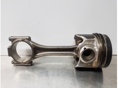 Recambio de biela para audi a3 (8v) attracted referencia OEM IAM 03L105401A  