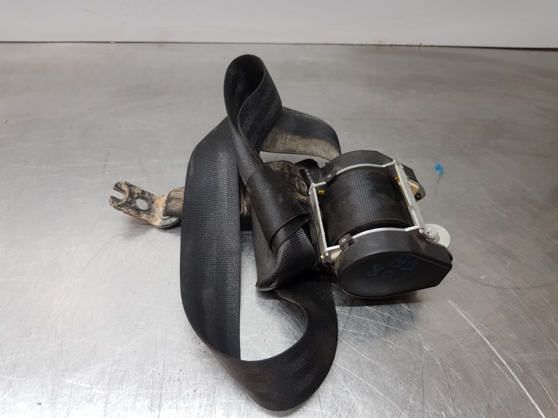 Recambio de cinturon seguridad trasero derecho para audi a3 (8v) attracted referencia OEM IAM 8V3857805 8V3857805V04 