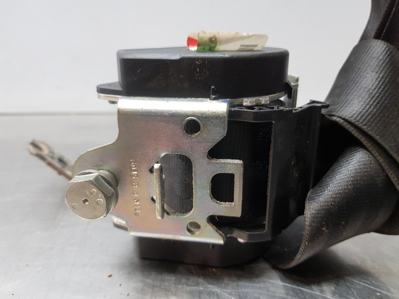 Recambio de cinturon seguridad trasero derecho para audi a3 (8v) attracted referencia OEM IAM 8V3857805 8V3857805V04 