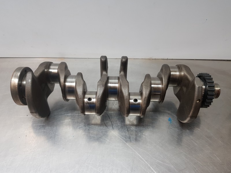 Recambio de cigueñal para audi a3 (8v) attracted referencia OEM IAM 06L105101 06L105101D 