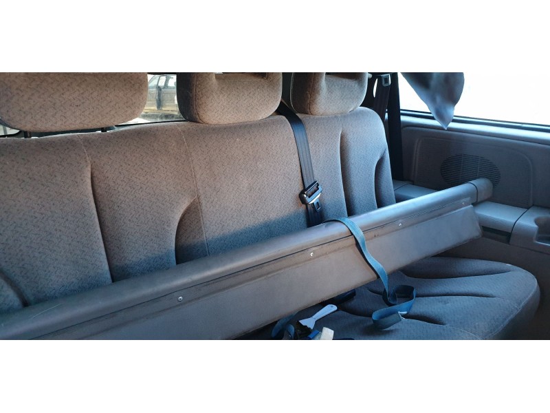 chrysler voyager (rg) del año 2003