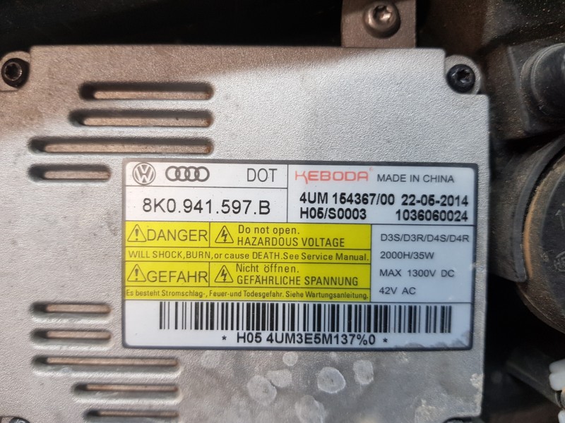 Recambio de faro derecho para audi a3 (8v) attracted referencia OEM IAM 8V0941044P 8V0941006 8K0941597B