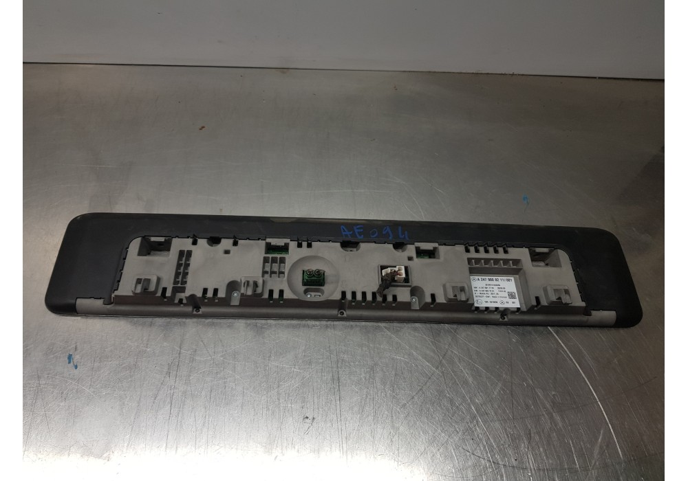 Recambio de pantalla multifuncion para mercedes clase a (w177) 200 d referencia OEM IAM A2479008211 A2479027301 