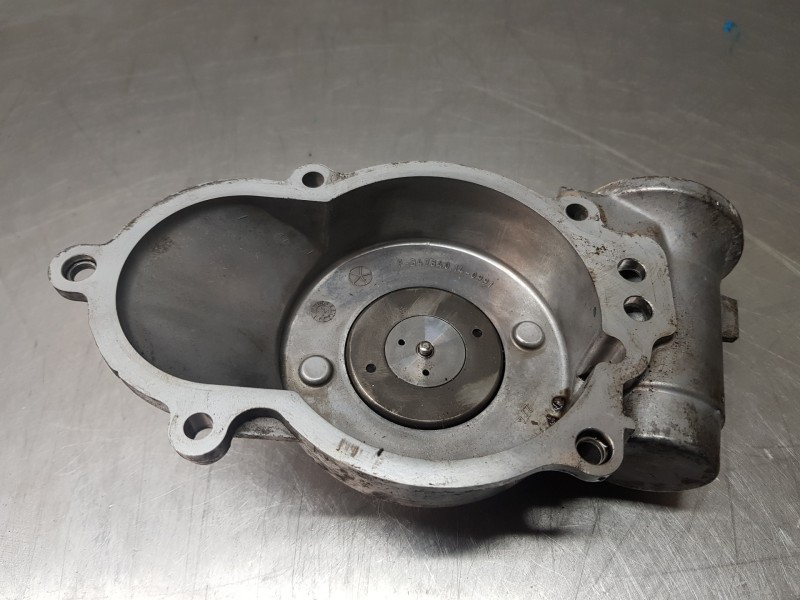 Recambio de arbol de levas para audi a3 (8v) attracted referencia OEM IAM 04L109096  