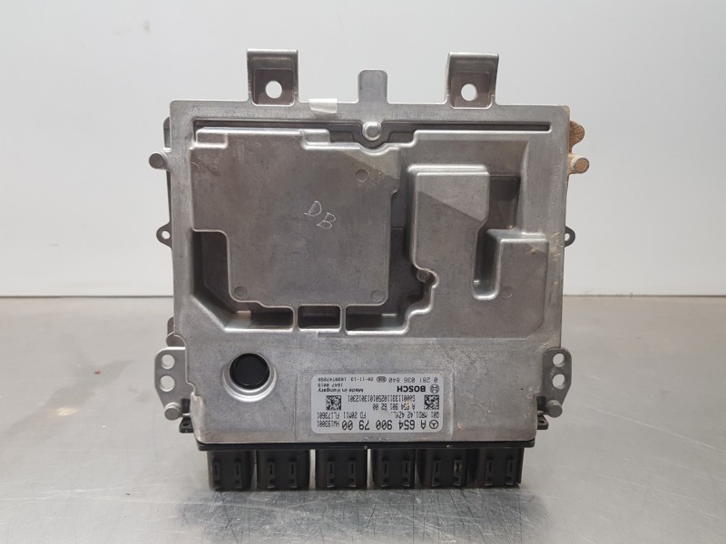 Recambio de centralita motor uce para mercedes clase a (w177) 200 d referencia OEM IAM A6549007900 0281036840 