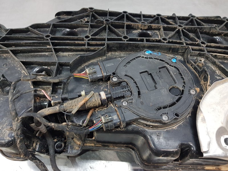 Recambio de deposito aditivo adblue fap ( deposito grande ) para mercedes clase a (w177) 200 d referencia OEM IAM A2474709002  