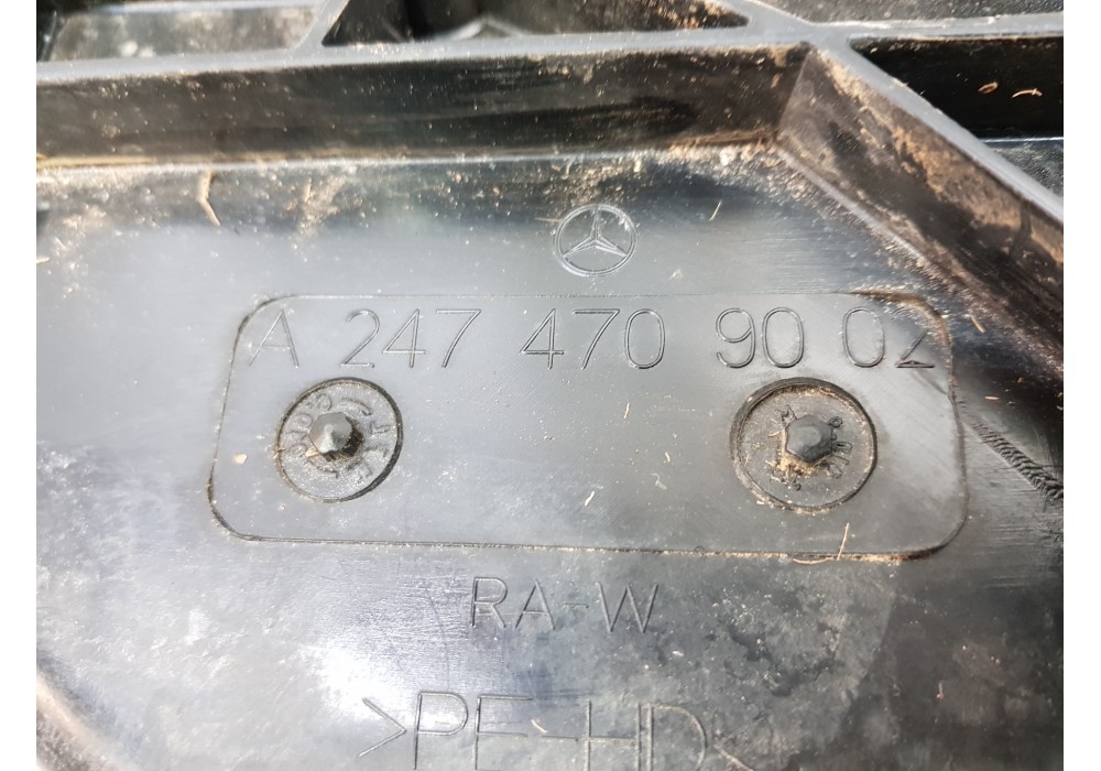 Recambio de deposito aditivo adblue fap ( deposito grande ) para mercedes clase a (w177) 200 d referencia OEM IAM A2474709002  