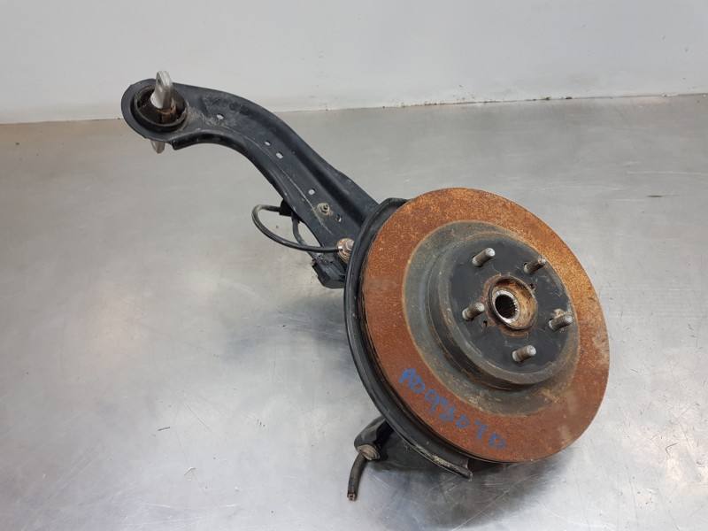 Recambio de mangueta trasera derecha para toyota rav 4 hybrid referencia OEM IAM 4230442070  