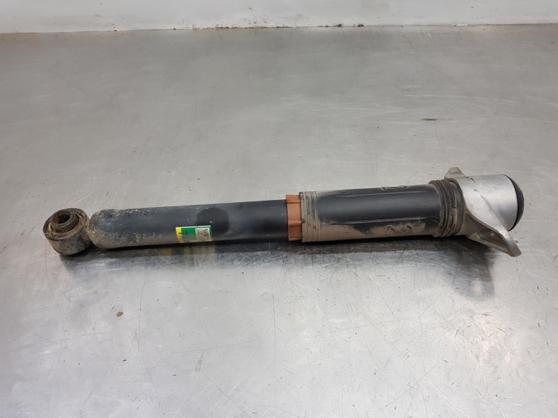 Recambio de amortiguador trasero derecho para toyota rav 4 hybrid referencia OEM IAM 4853080898 4853042140 