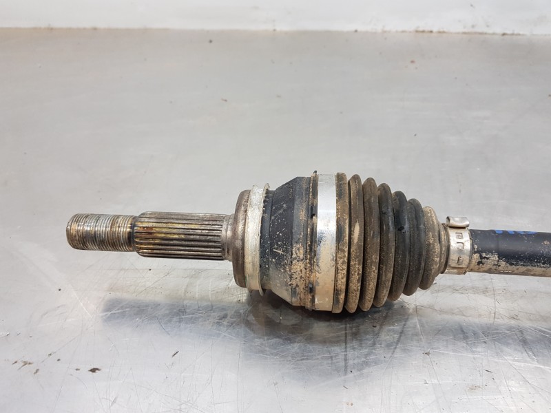 Recambio de transmision trasera derecha para toyota rav 4 hybrid referencia OEM IAM 4233042080  