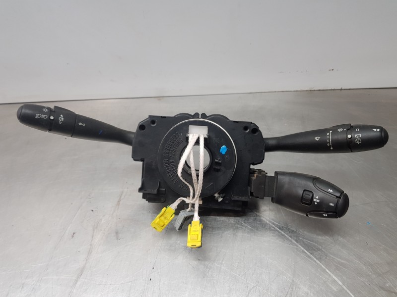 Recambio de mando multifuncion para citroen c3 furio referencia OEM IAM 6239ZX 96608847XT  Recambio de mando multifuncion para citroen c3 furio referencia OEM IAM 6239ZX 96608847XT