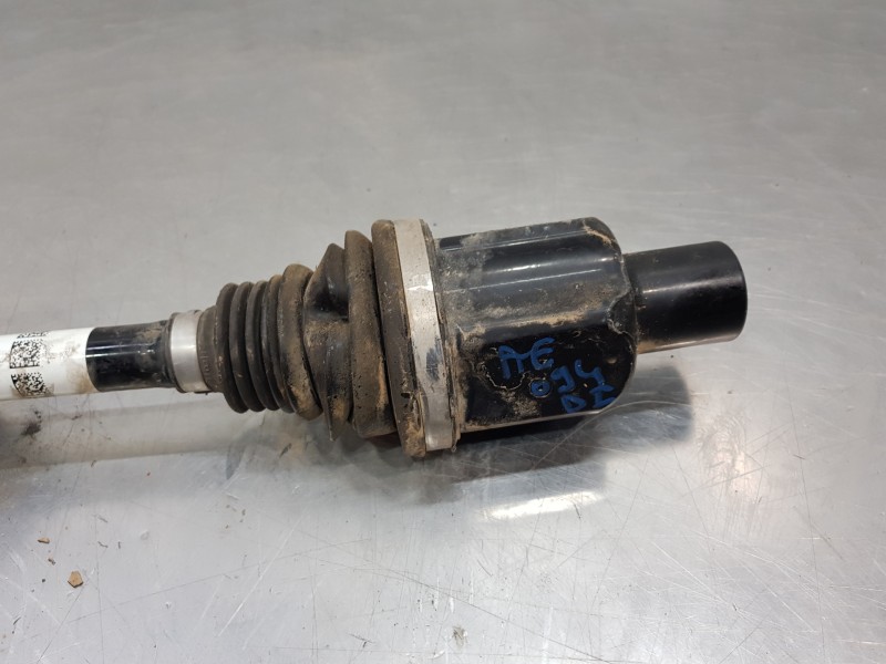 Recambio de transmision delantera izquierda para mercedes clase a (w177) 200 d referencia OEM IAM A1773301500  