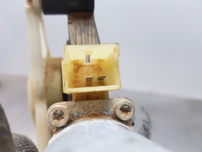 Recambio de elevalunas delantero izquierdo para audi a3 (8v) attracted referencia OEM IAM 8V3837461A 5Q0959802B 