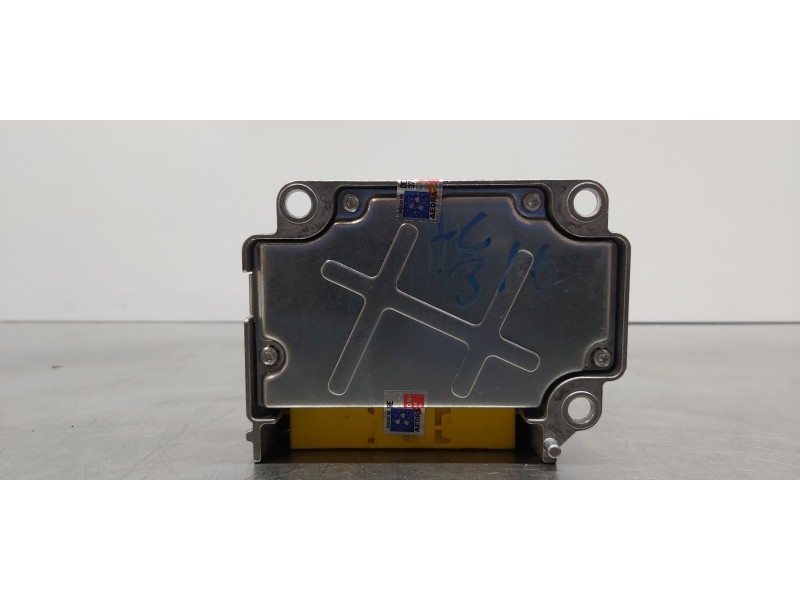 Recambio de centralita airbag para mitsubishi outlander (cw0) challenge 4wd referencia OEM IAM 8635A205  