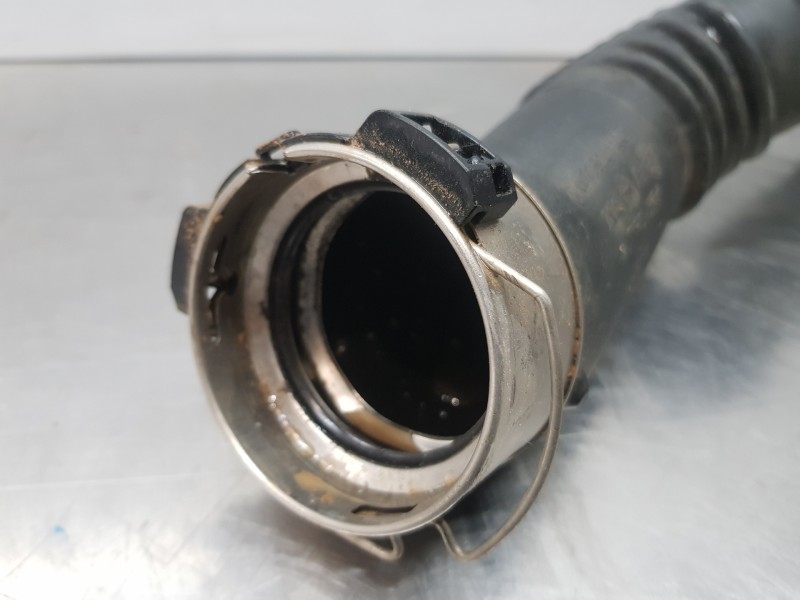 Recambio de tubo presion turbocompresor para mercedes clase a (w177) 200 d referencia OEM IAM A1775201400  