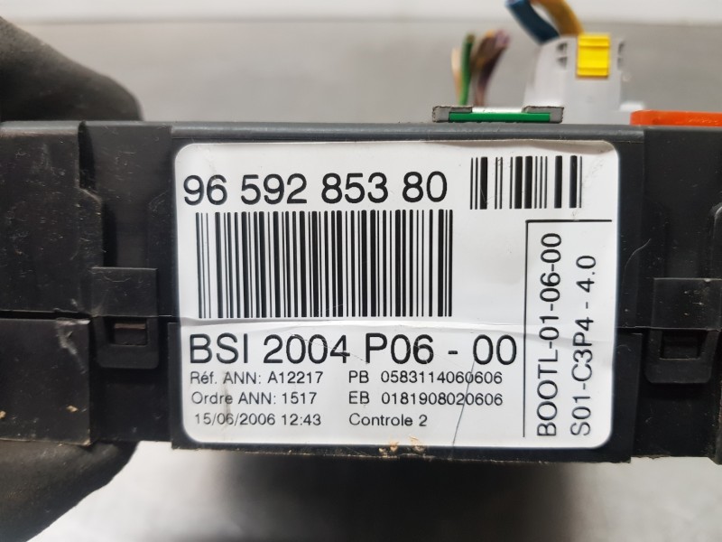 Recambio de caja reles / fusibles para citroen c3 furio referencia OEM IAM 9659285380  