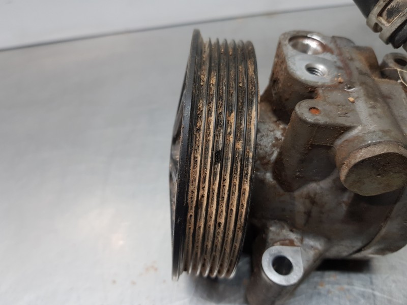 Recambio de bomba direccion para ford transit custom kasten custom referencia OEM IAM GK213A696BB  