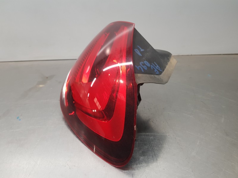 Recambio de piloto trasero derecho para mercedes clase a (w177) 200 d referencia OEM IAM A1779068202  