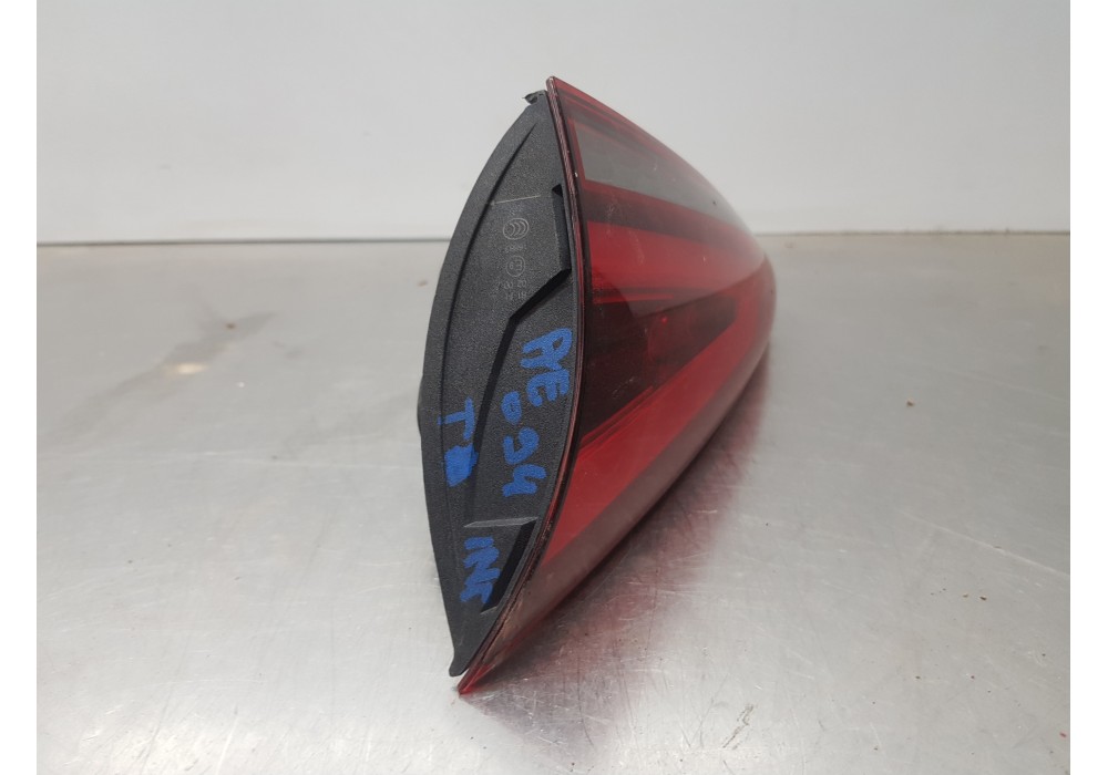 Recambio de piloto trasero derecho interior para mercedes clase a (w177) 200 d referencia OEM IAM A1779061800  