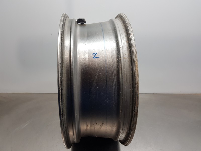 Recambio de llanta para toyota rav 4 hybrid referencia OEM IAM 4261A42140  