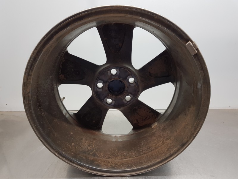 Recambio de llanta para toyota rav 4 hybrid referencia OEM IAM 4261A42140  