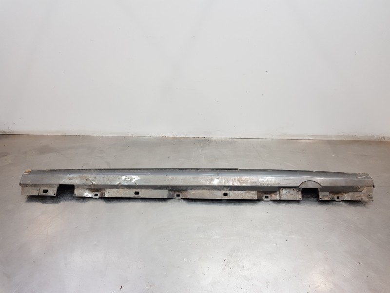 Recambio de faldon lateral para mercedes clase a (w177) 200 d referencia OEM IAM A1776901701  