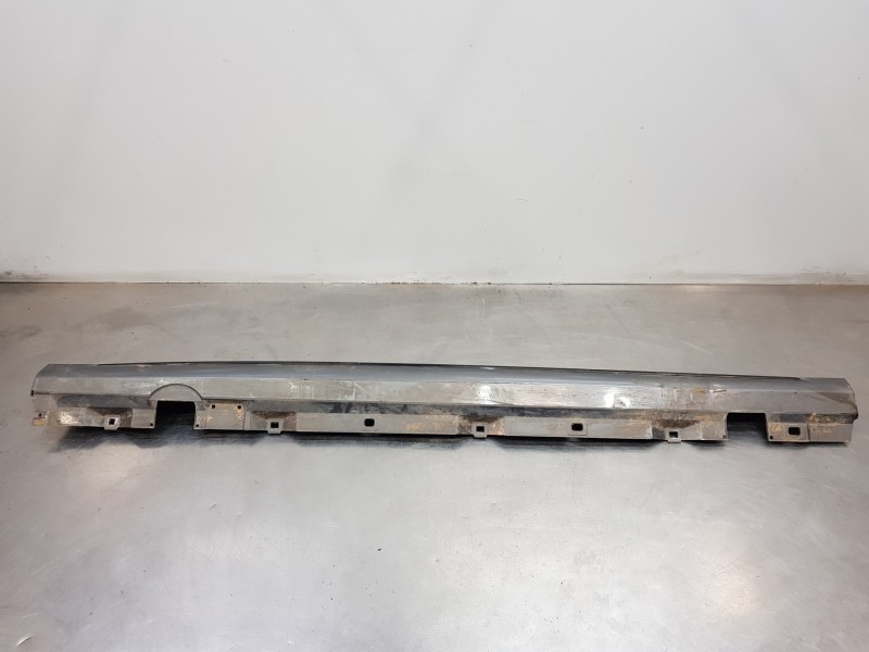 Recambio de faldon lateral para mercedes clase a (w177) 200 d referencia OEM IAM A1776904401  