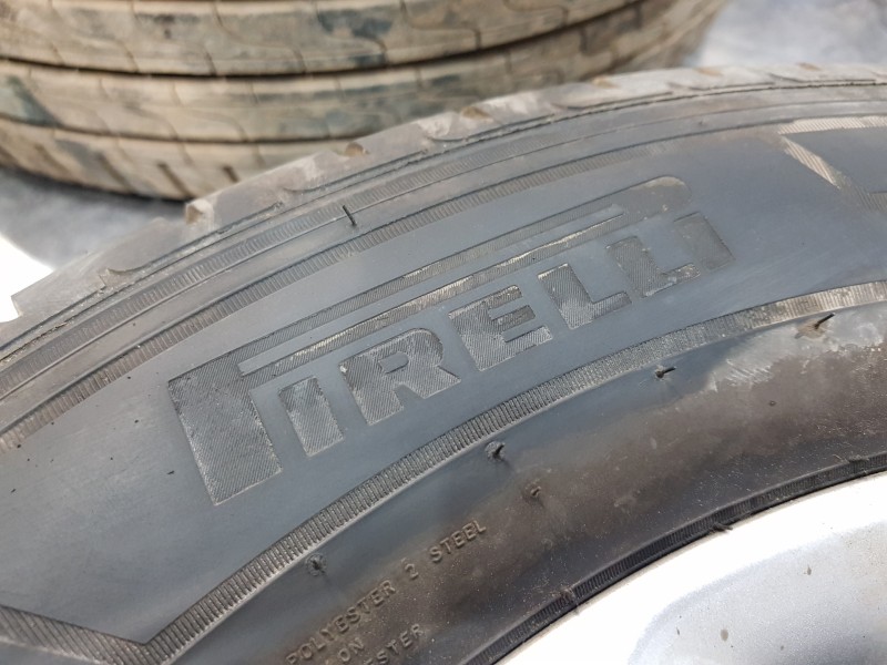 Recambio de juego llantas para ford transit custom kasten custom referencia OEM IAM 2044753 21565R16C 