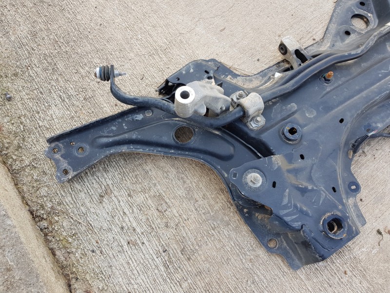 Recambio de puente delantero para peugeot 308 sw style referencia OEM IAM 9677071780 9677071880  Recambio de puente delantero para peugeot 308 sw style referencia OEM IAM 9677071780 9677071880