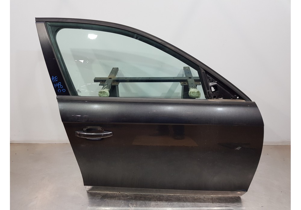 Recambio de puerta delantera derecha para audi a4 avant (b8) sline referencia OEM IAM 8K0831052J   Recambio de puerta delantera derecha para audi a4 avant (b8) sline referencia OEM IAM 8K0831052J