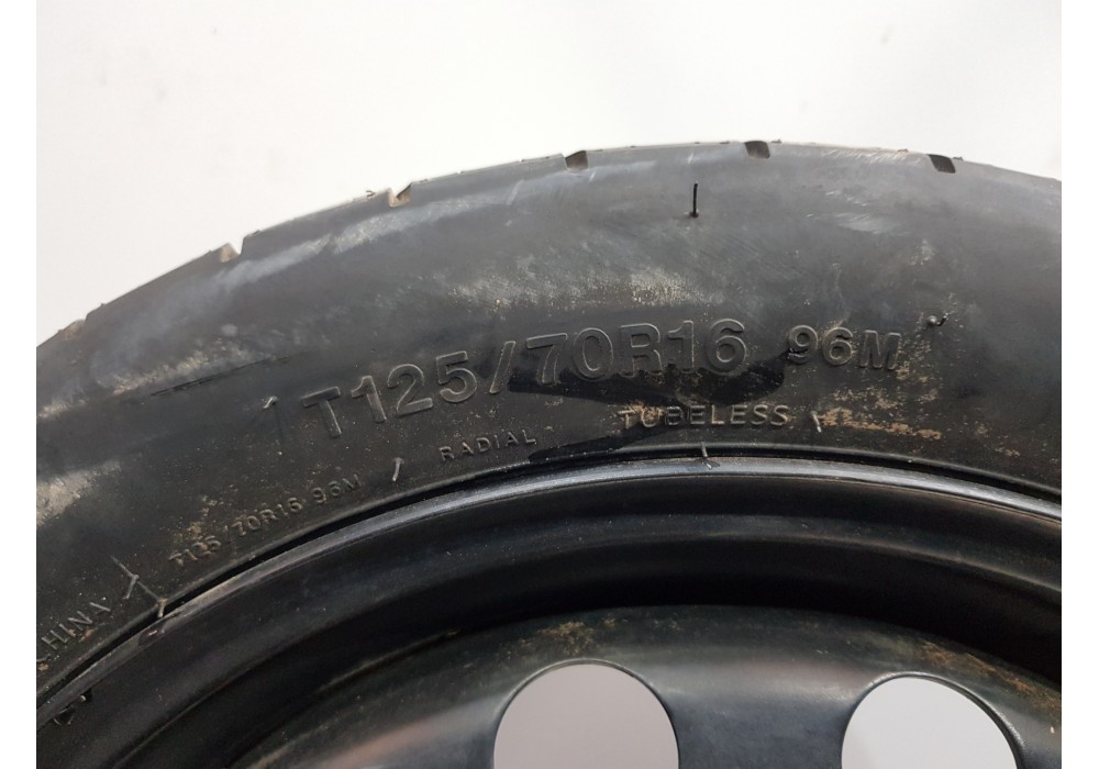 Recambio de neumatico repuesto para volkswagen golf v berlina (1k1) highline referencia OEM IAM    Recambio de neumatico repuesto para volkswagen golf v berlina (1k1) highline referencia OEM IAM