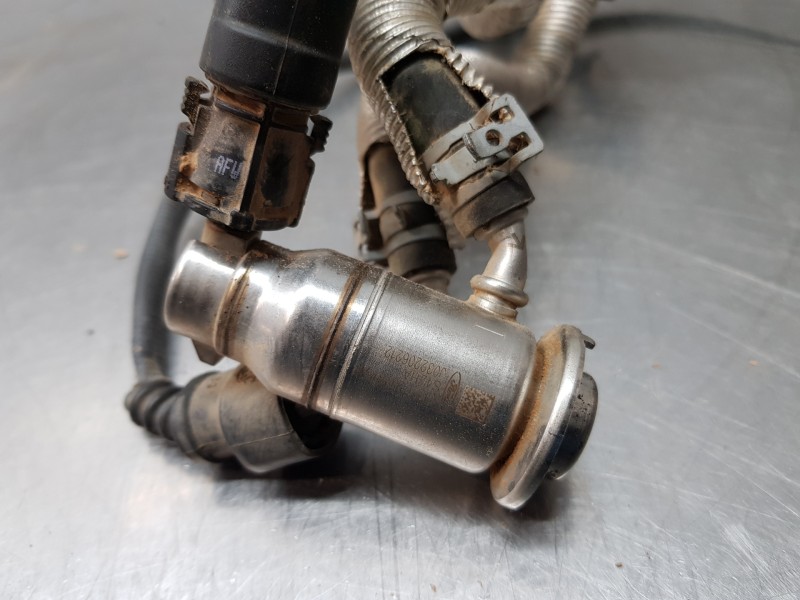 Recambio de inyector para ford transit custom kasten custom referencia OEM IAM A2C96897300  