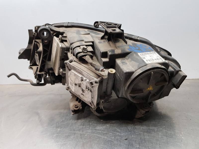 Recambio de faro derecho para audi a4 avant (b8) sline referencia OEM IAM 8K0941004C   Recambio de faro derecho para audi a4 avant (b8) sline referencia OEM IAM 8K0941004C