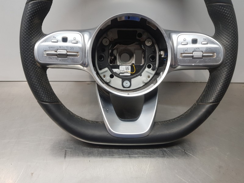 Recambio de volante para mercedes clase a (w177) 200 d referencia OEM IAM A0040053699  