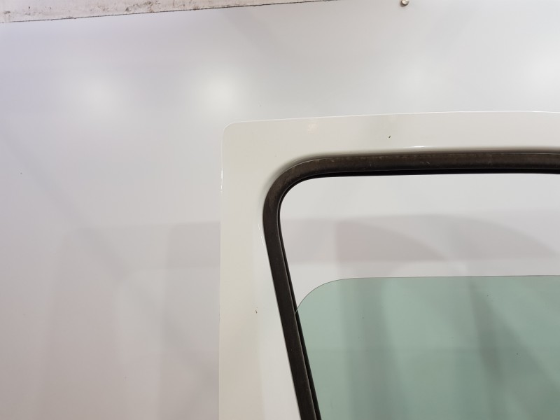 Recambio de puerta delantera derecha para renault master iii furgón referencia OEM IAM   