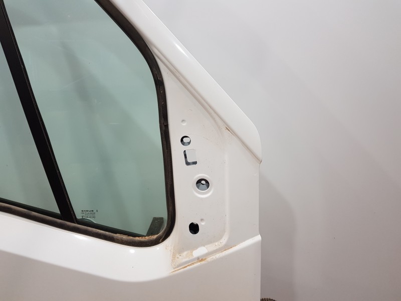 Recambio de puerta delantera derecha para renault master iii furgón referencia OEM IAM   