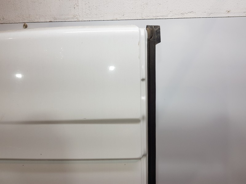 Recambio de porton trasero izquierdo para renault master iii furgón referencia OEM IAM   