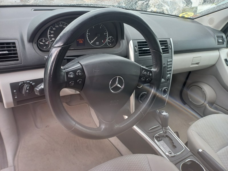 mercedes clase a (w169) del año 2009