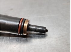 Recambio de inyector para volkswagen golf v berlina (1k1) highline referencia OEM IAM 038130073AG   2