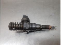 Recambio de inyector para volkswagen golf v berlina (1k1) highline referencia OEM IAM 038130073AG