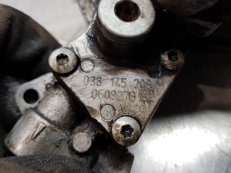 Recambio de depresor freno / bomba vacio para volkswagen golf v berlina (1k1) highline referencia OEM IAM 038145209H  