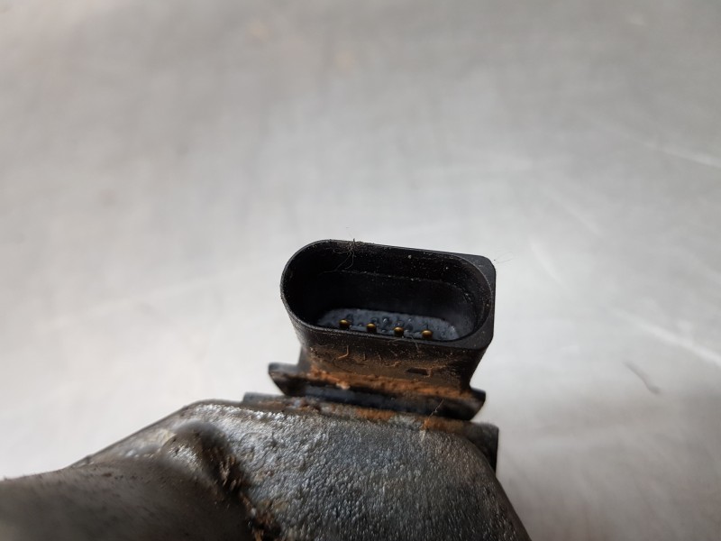 Recambio de caja mariposa para volkswagen golf v berlina (1k1) highline referencia OEM IAM 03G128063C  